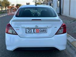 نیسان ڤێرسا